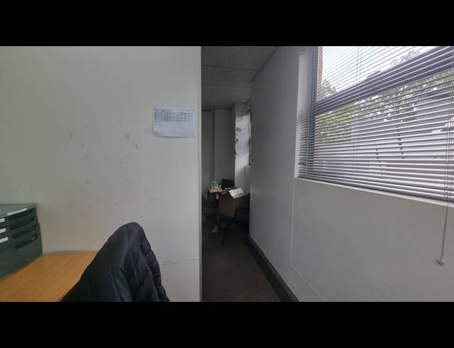 107M² OFFICE FOR SALE IN NELSPRUIT CENTRAL